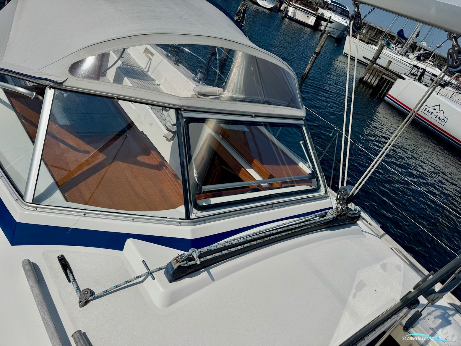 Hallberg-Rassy 412