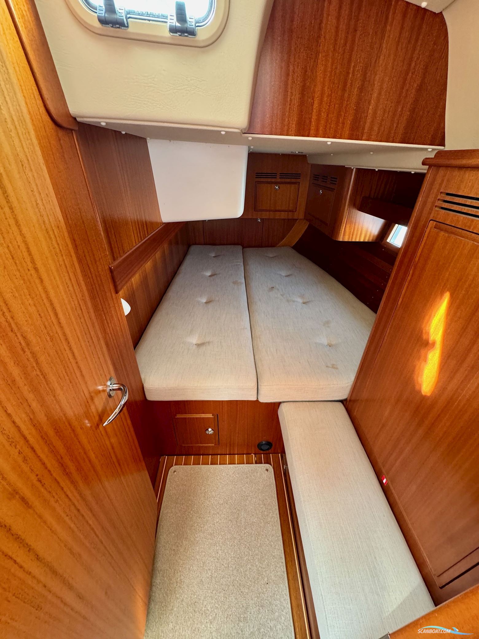 Hallberg-Rassy 412
