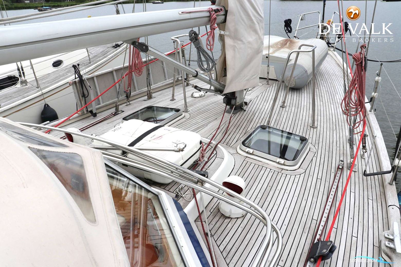 Hallberg Rassy 42 E
