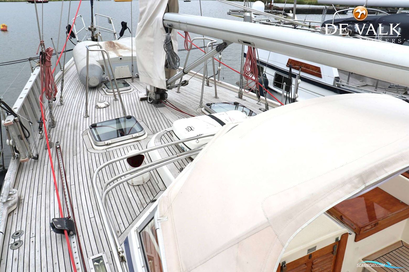 Hallberg Rassy 42 E