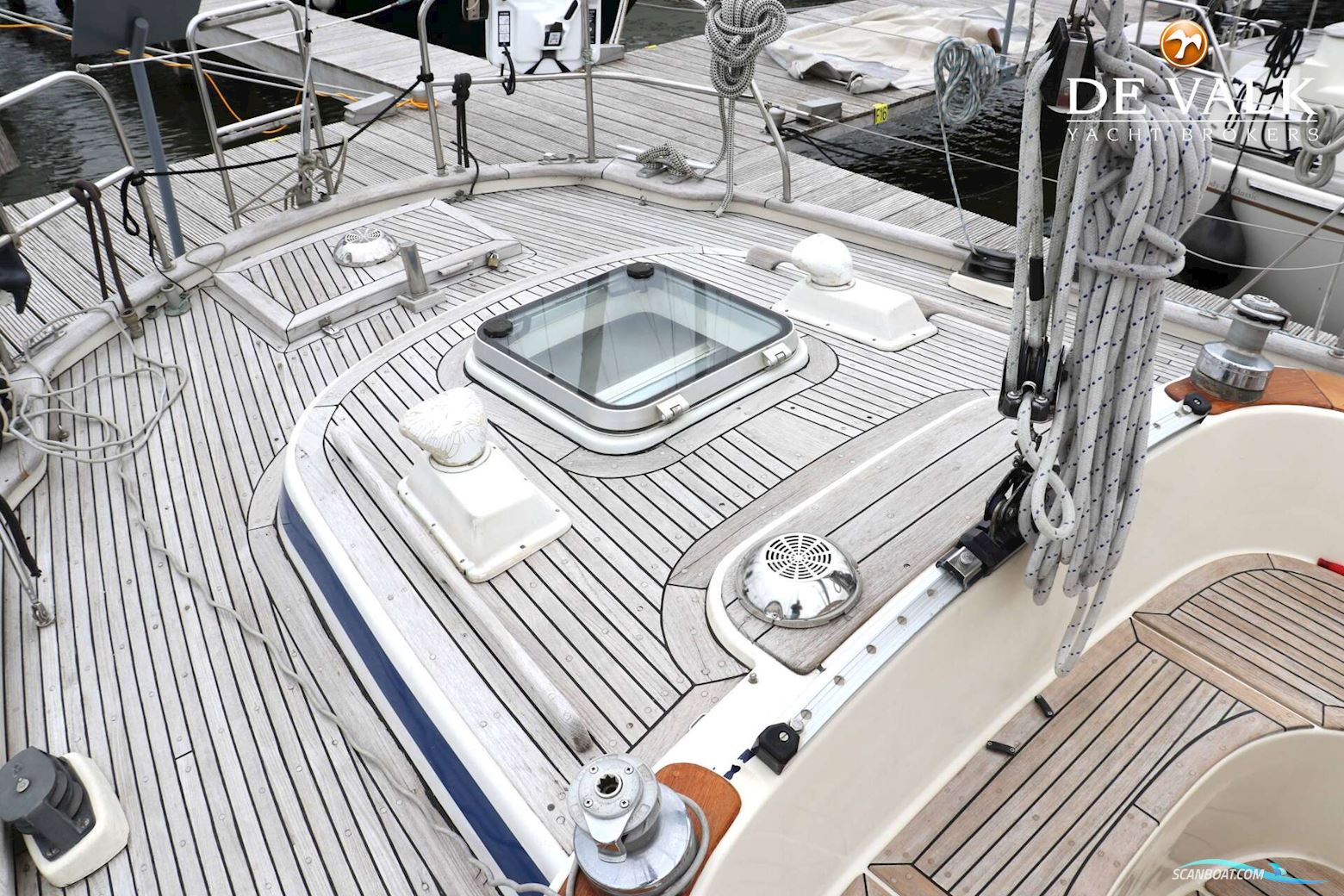 Hallberg Rassy 42 E