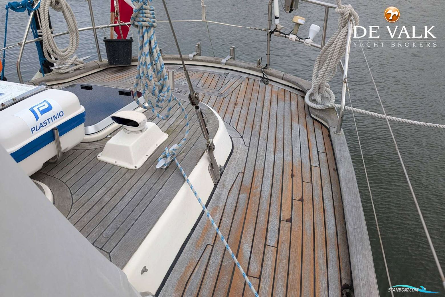 Hallberg Rassy 42 E