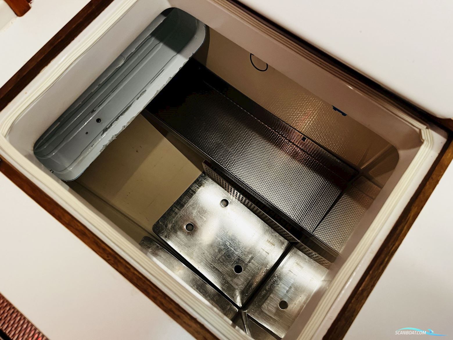 Hallberg-Rassy 42 F MkII