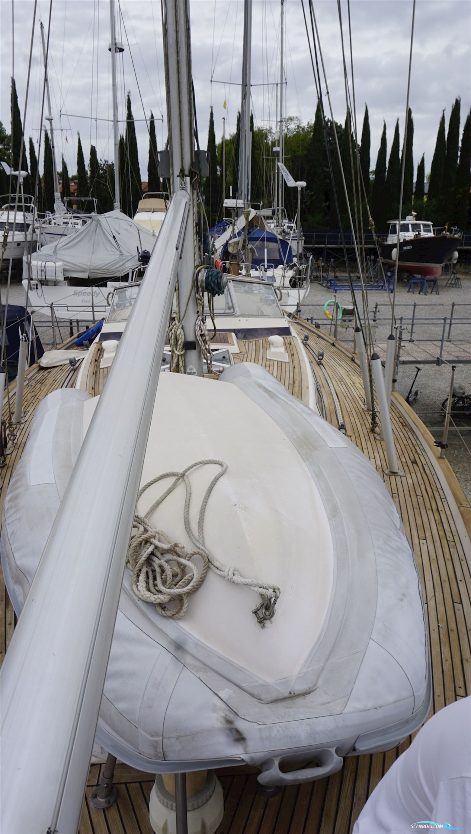 Hallberg Rassy 42 F