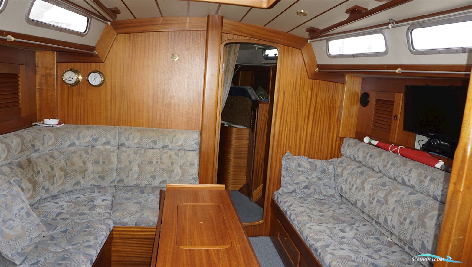 Hallberg Rassy 42 F