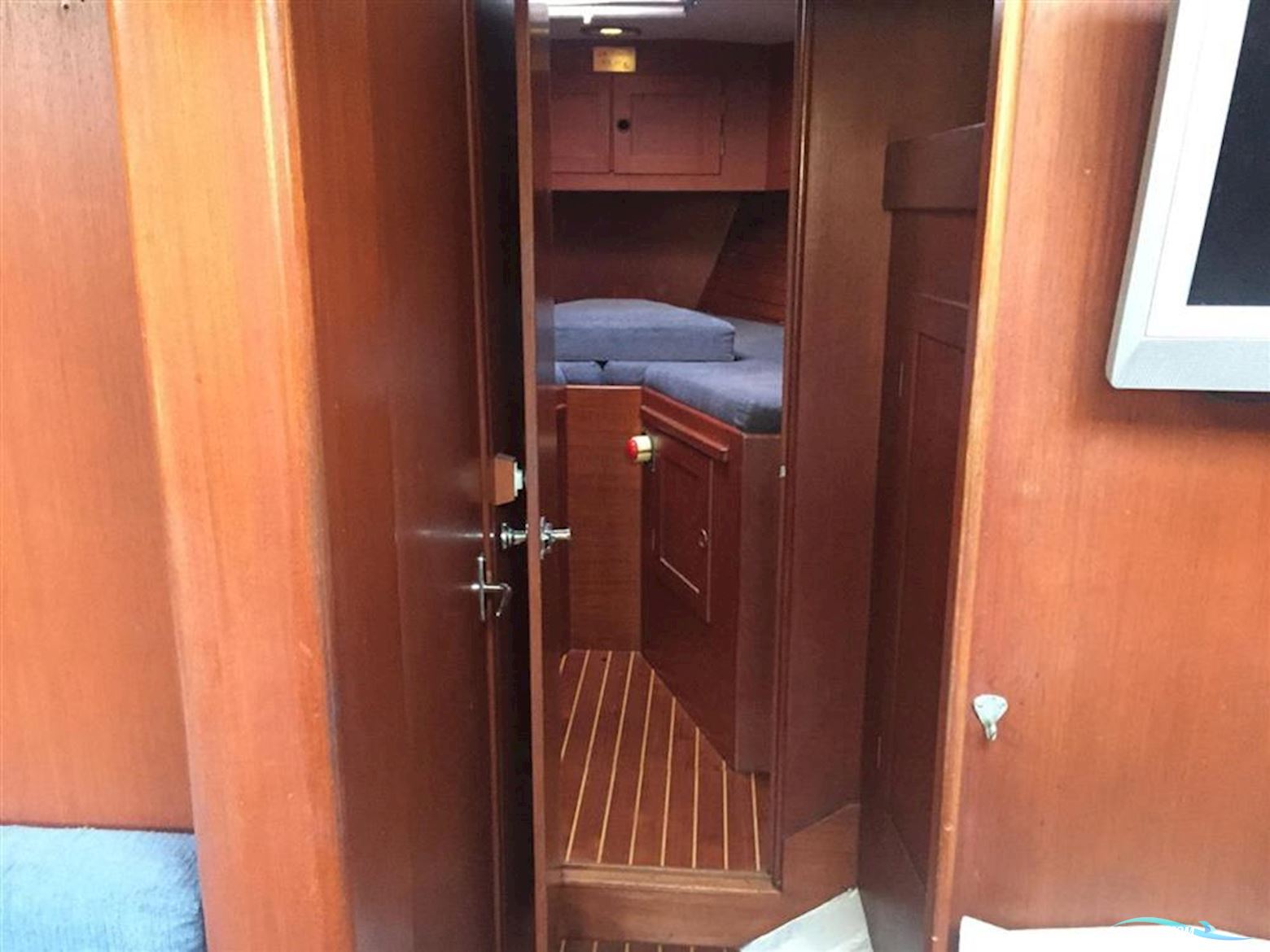 Hallberg-rassy 42 KETCH