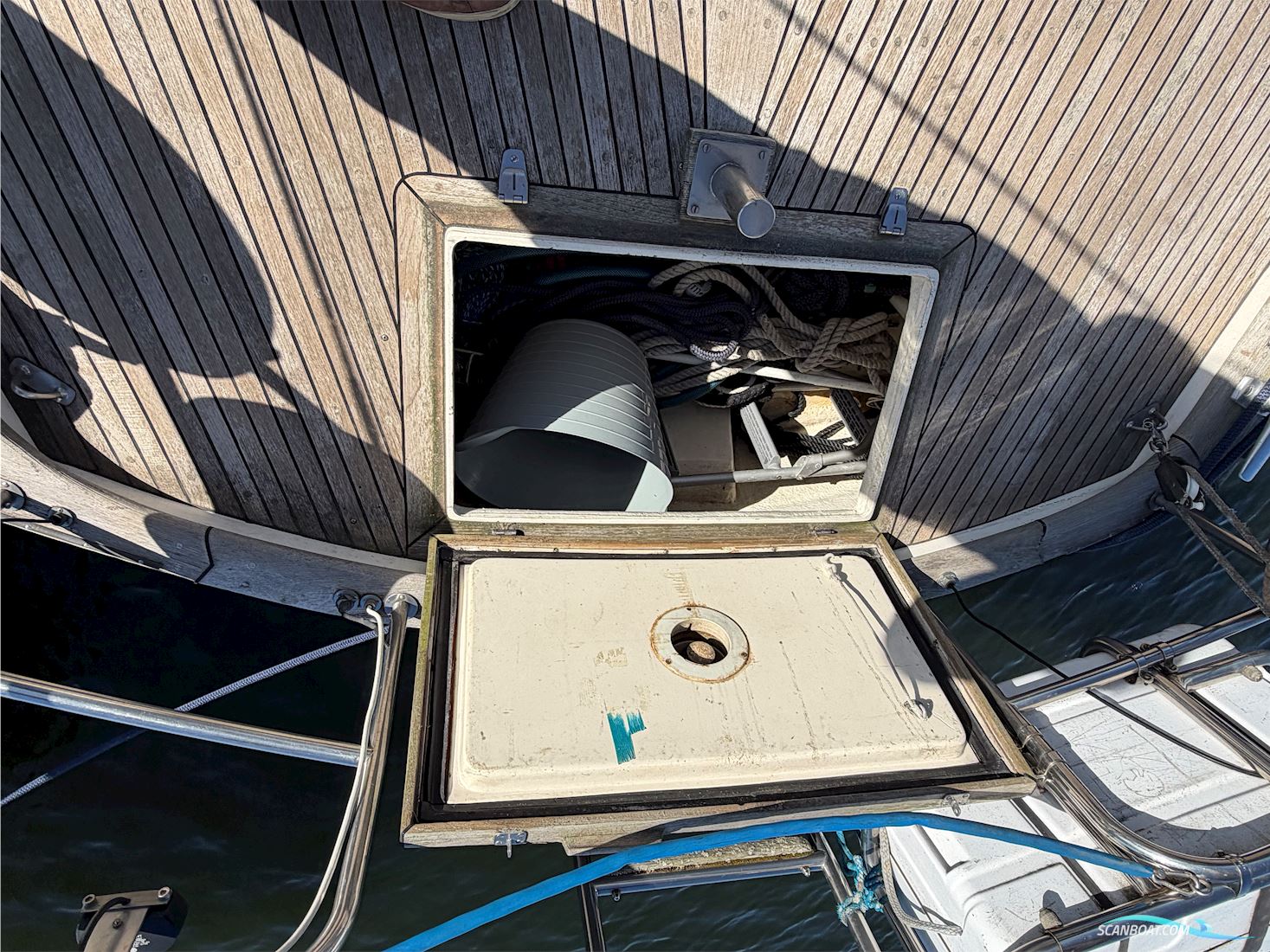 Hallberg-Rassy 42