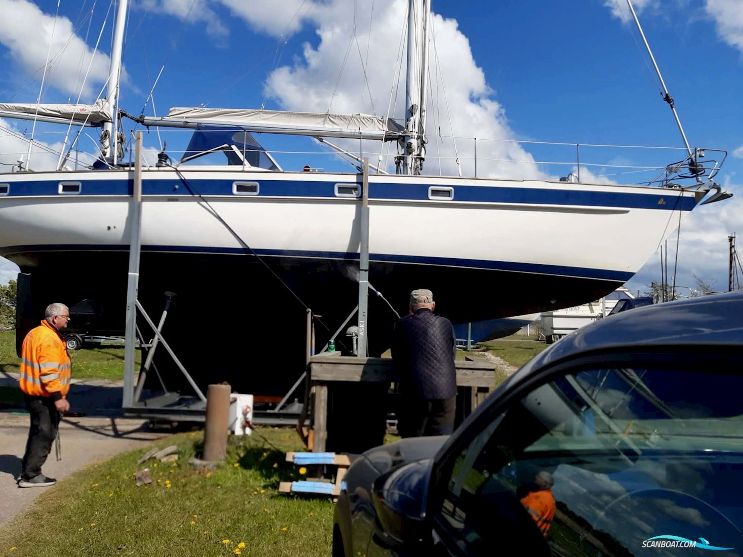 Hallberg-Rassy 42