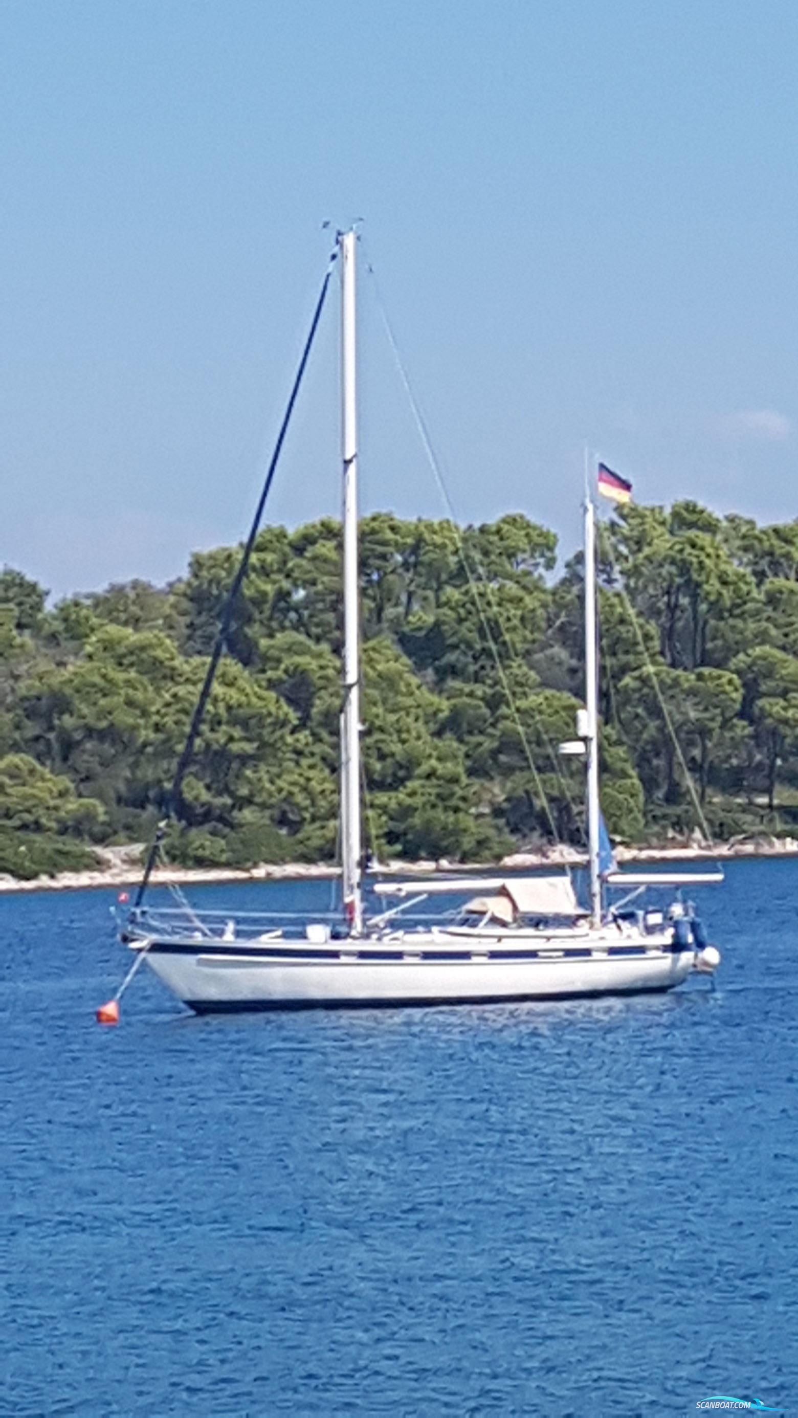 Hallberg-Rassy 42E