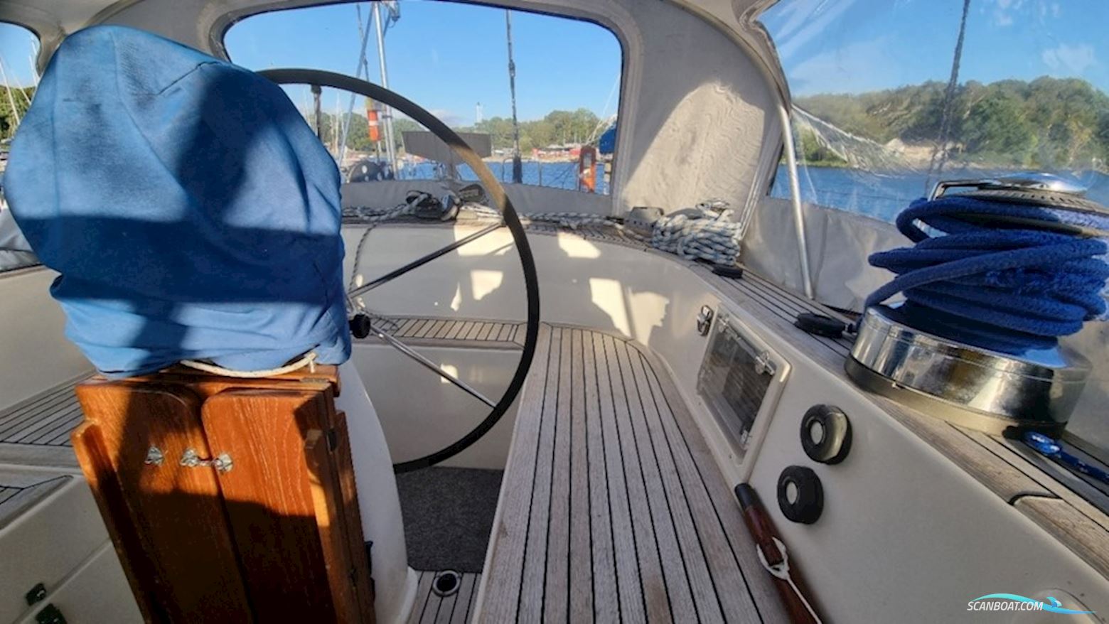 Hallberg-Rassy 42F Mk II