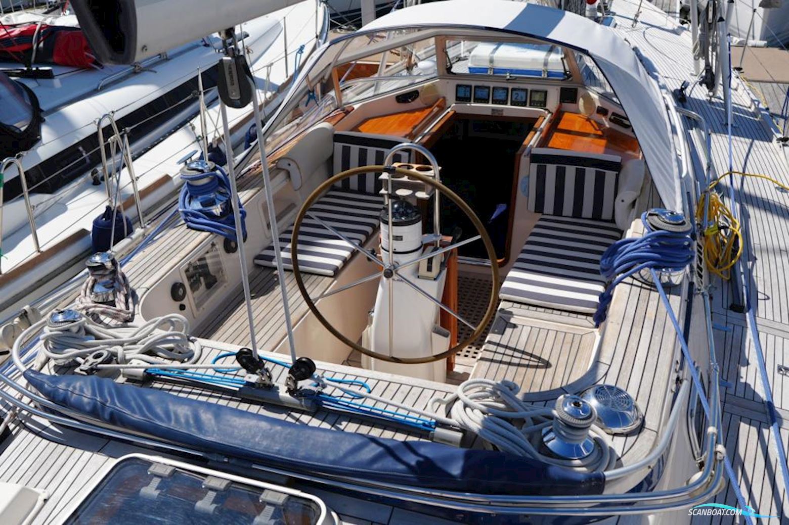 Hallberg-rassy 42F MK II