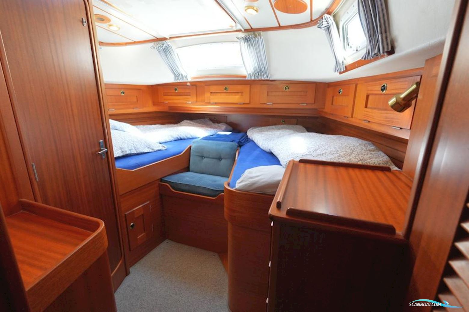 Hallberg-rassy 42F MK II