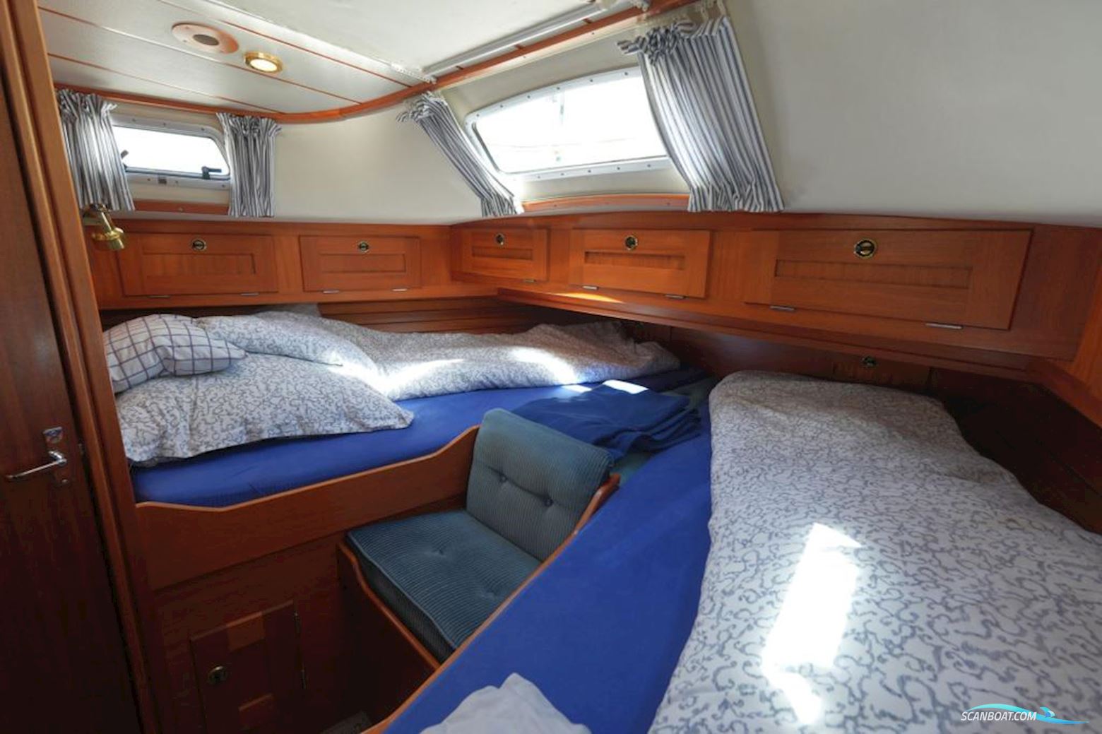 Hallberg-rassy 42F MK II