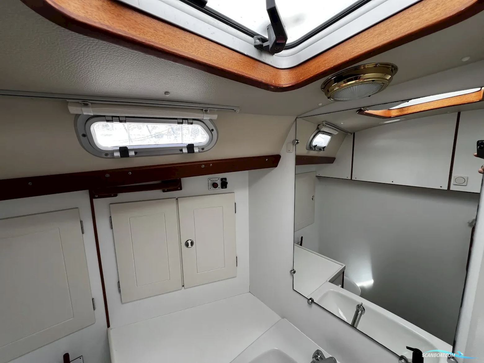 Hallberg-rassy 42F MK II