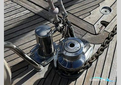 Hallberg-Rassy 42F MK II Sejlbåd 2001, med Volva Penta motor, Spanien