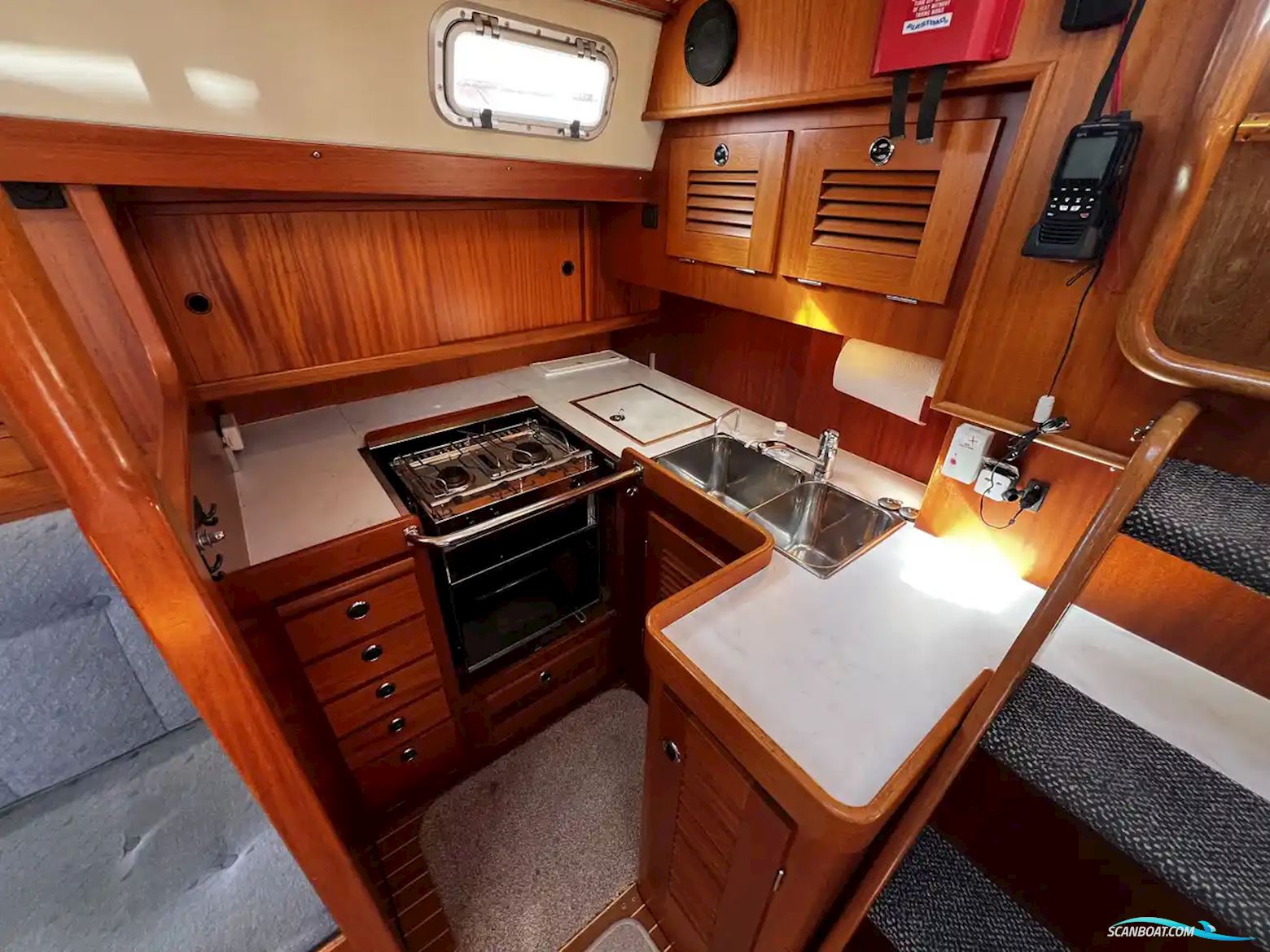 Hallberg-rassy 42F MK II