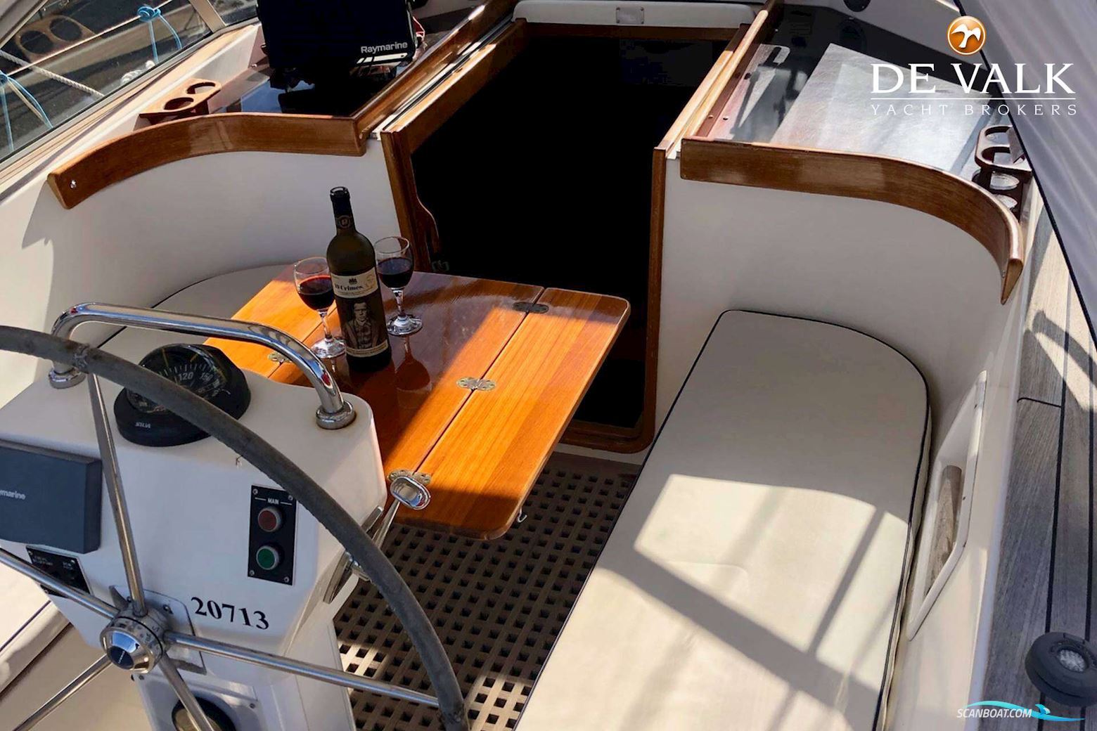 Hallberg Rassy 43 MK I