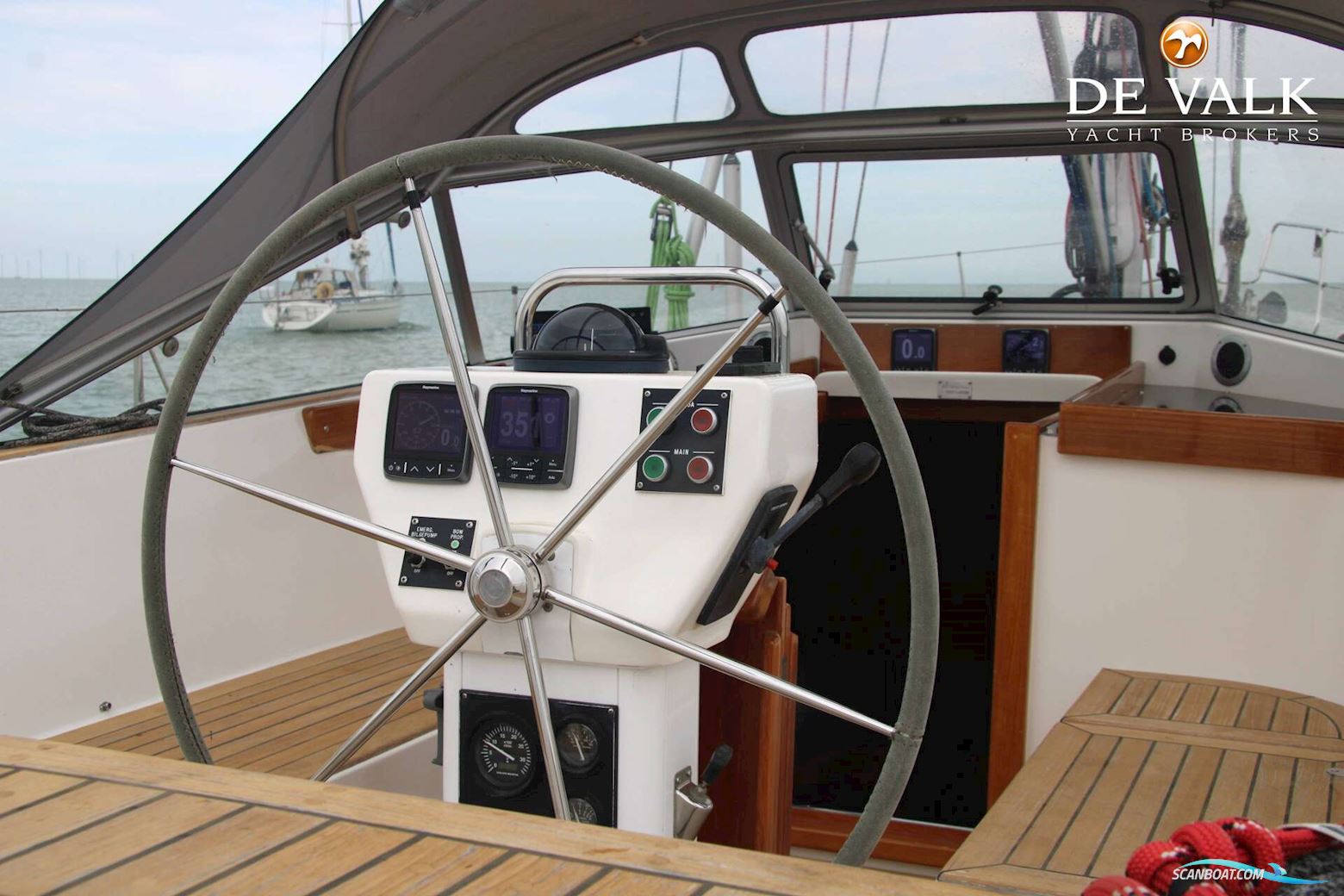 Hallberg Rassy 43 MK I