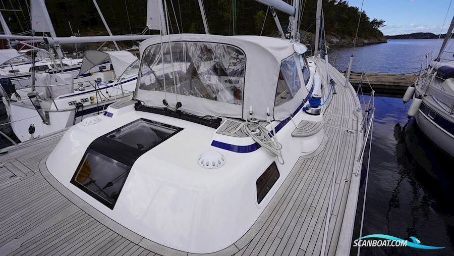 Hallberg-Rassy 44