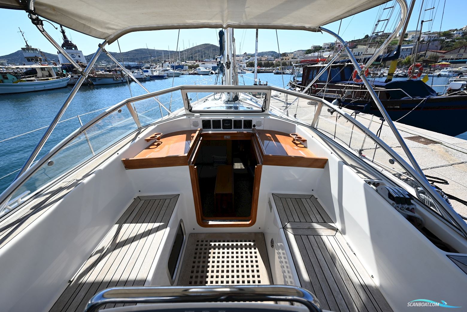 Hallberg Rassy 44