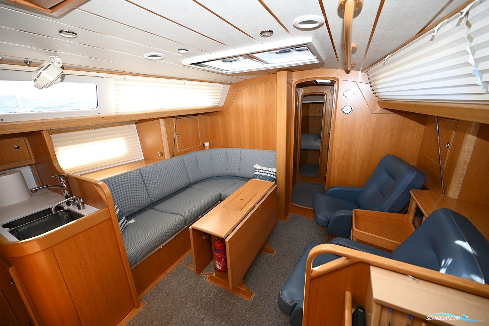Hallberg Rassy 44