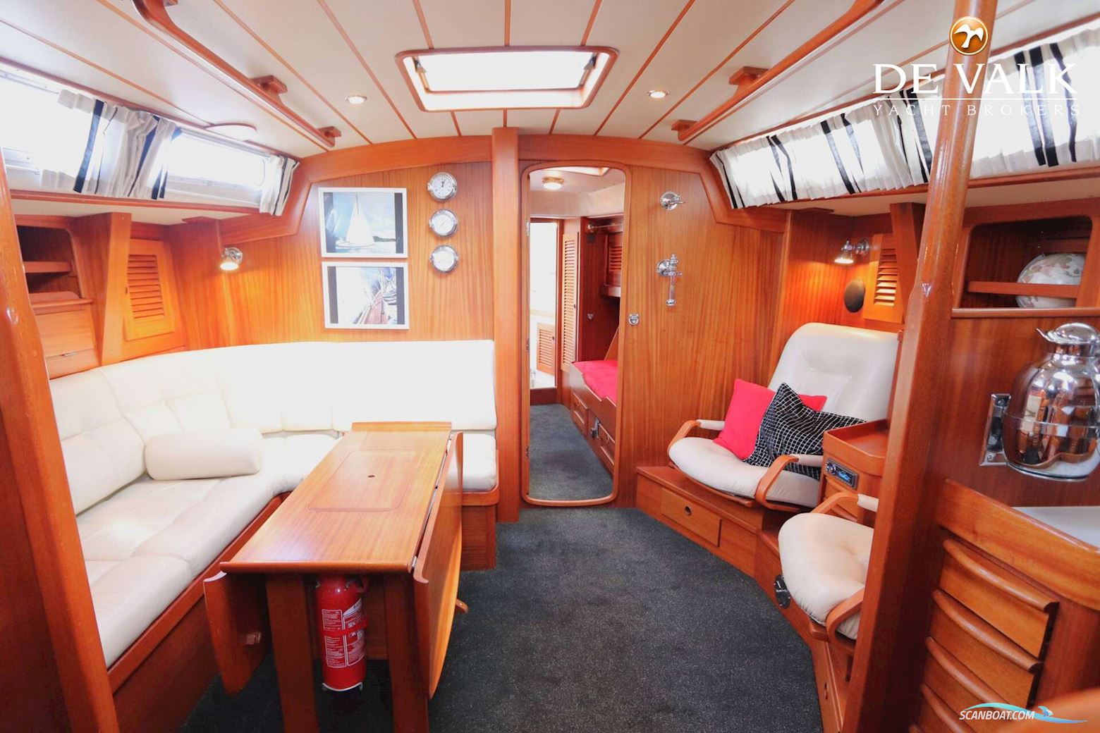 Hallberg Rassy 45