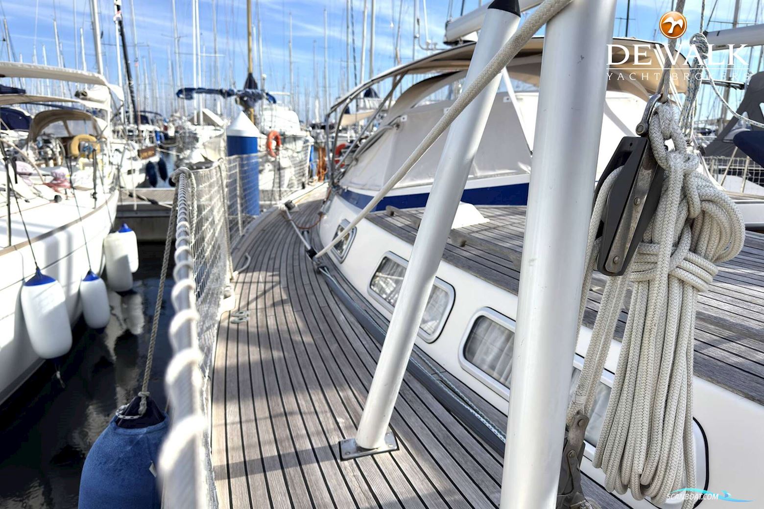 Hallberg Rassy 45