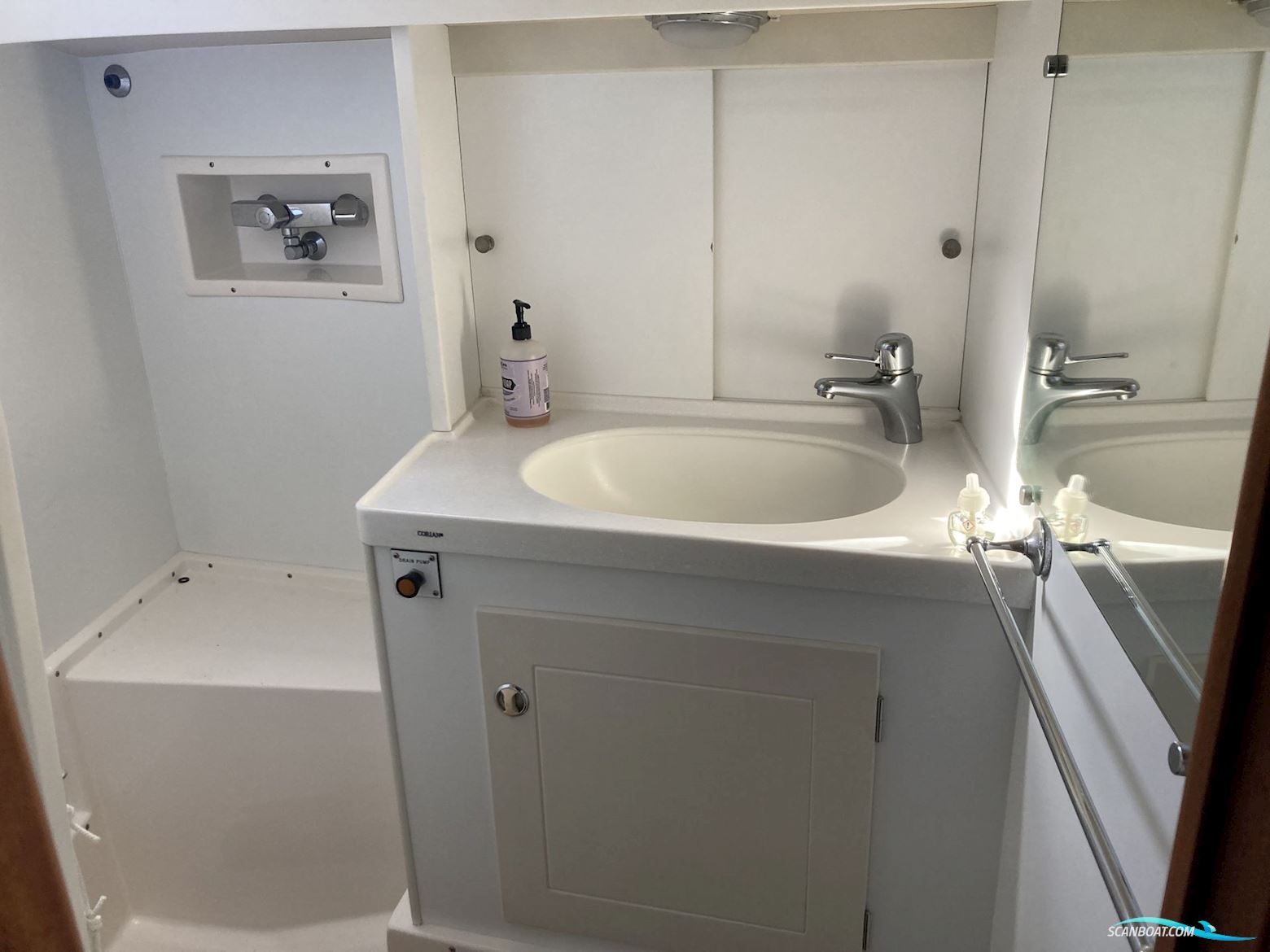 Hallberg-Rassy 46 – 2003 EU Vat Paid.