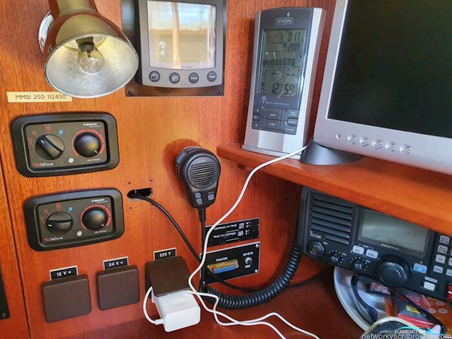 Hallberg Rassy 46
