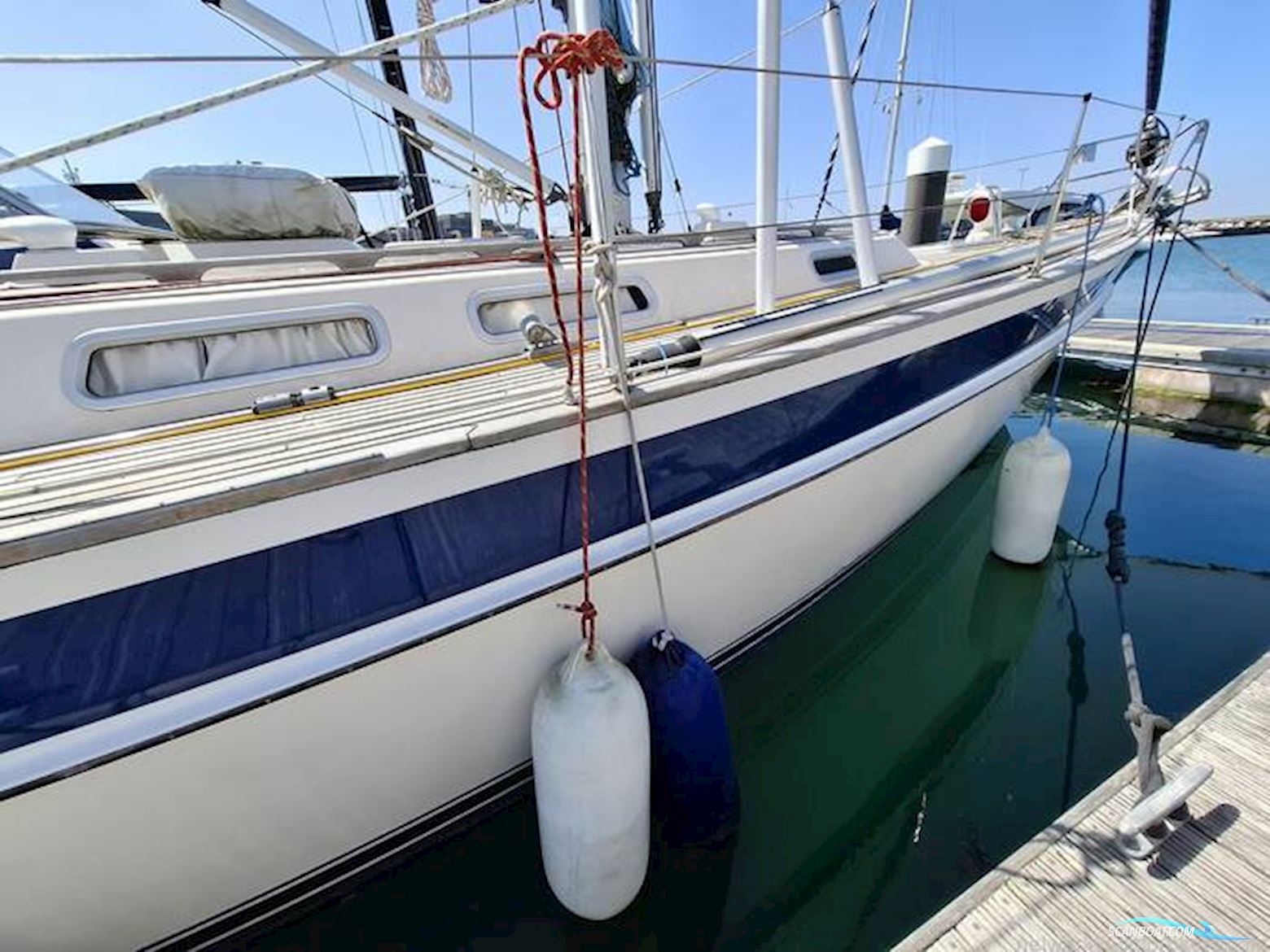 Hallberg Rassy 46