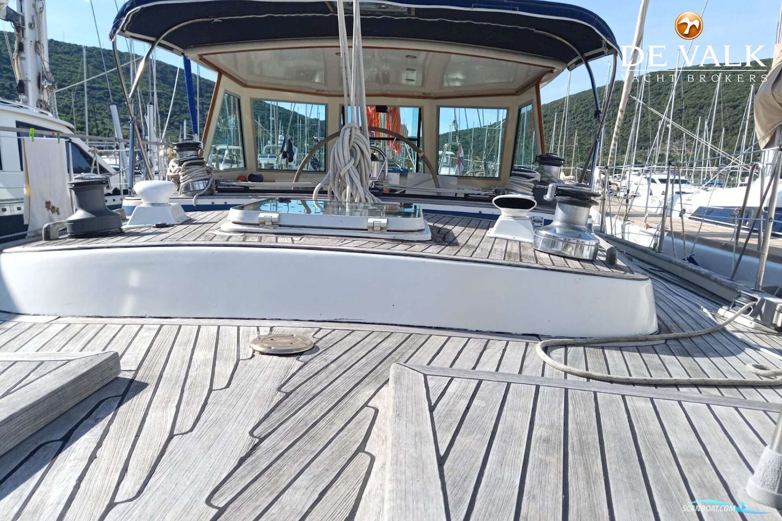 Hallberg Rassy 49