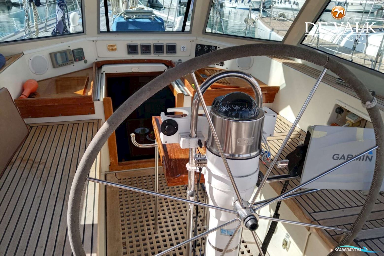 Hallberg Rassy 49