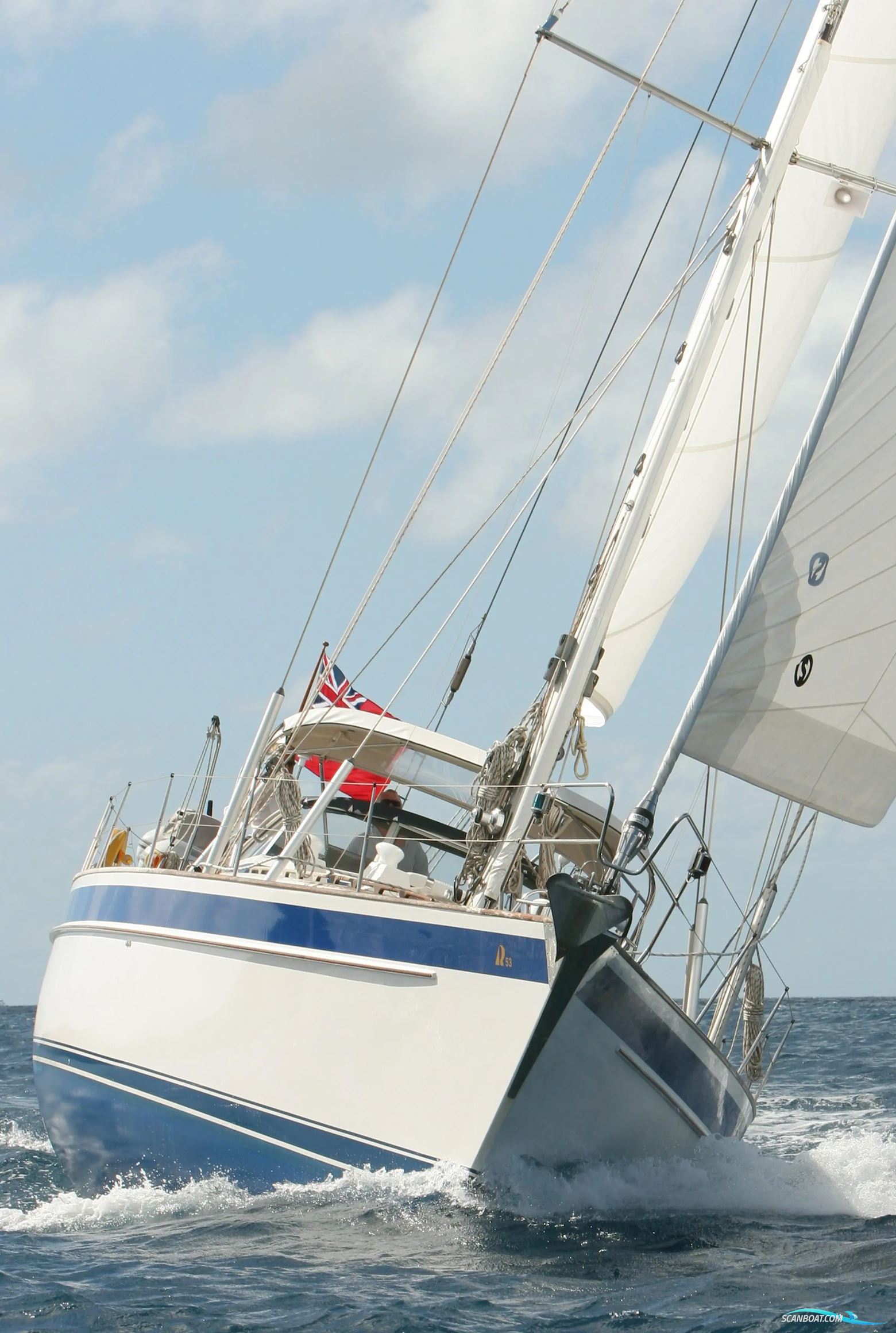 Hallberg Rassy 53