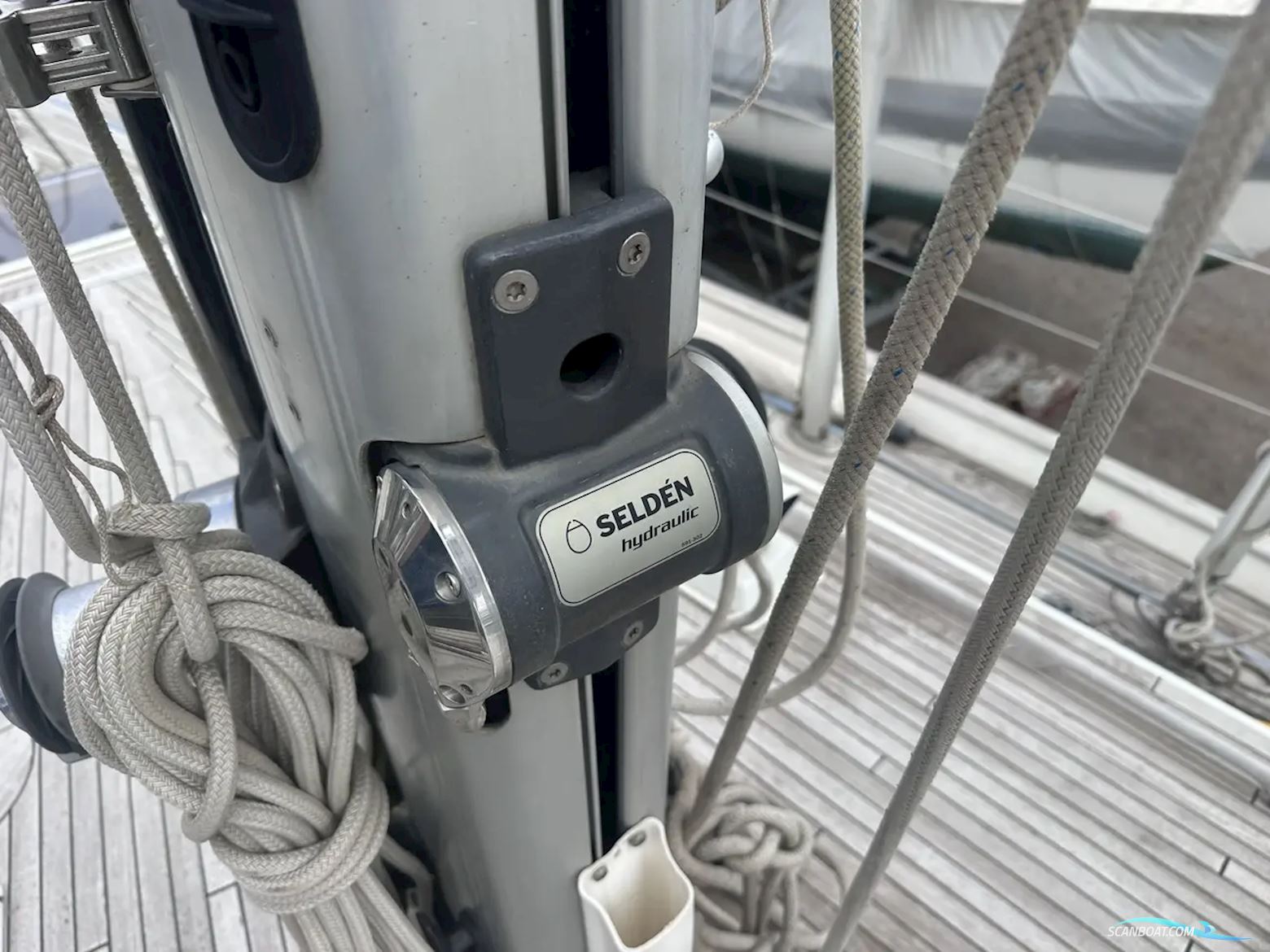 Hallberg-Rassy 54