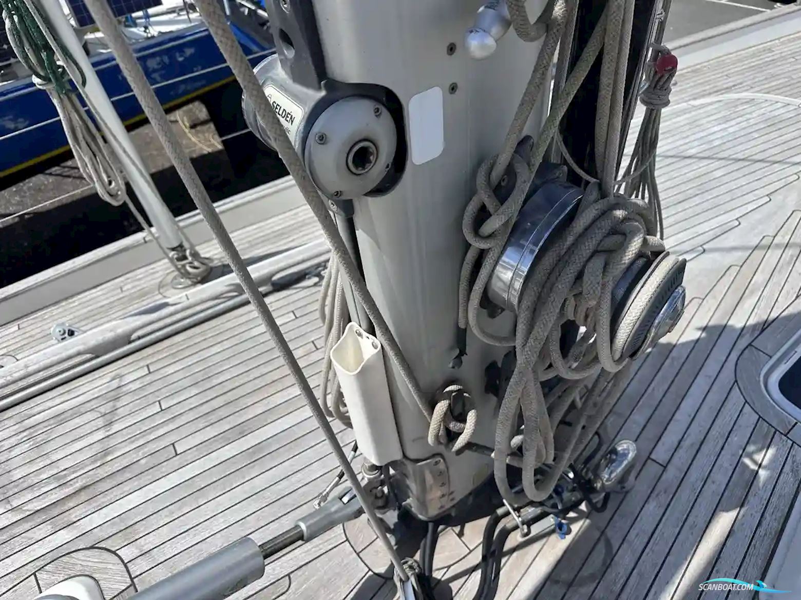 Hallberg-Rassy 54