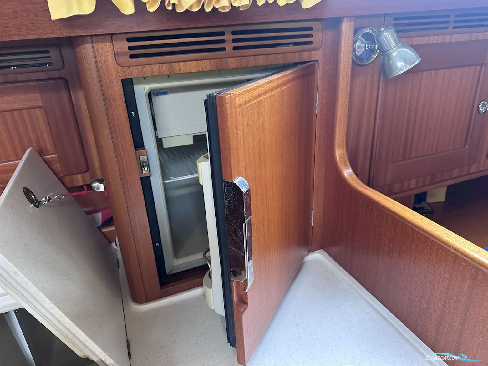 Hallberg-Rassy 54