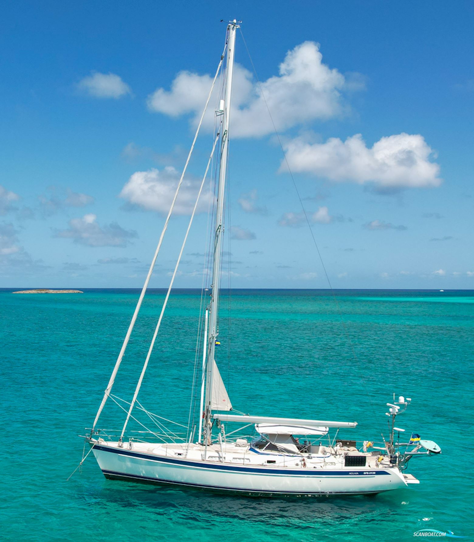 Hallberg-Rassy 54