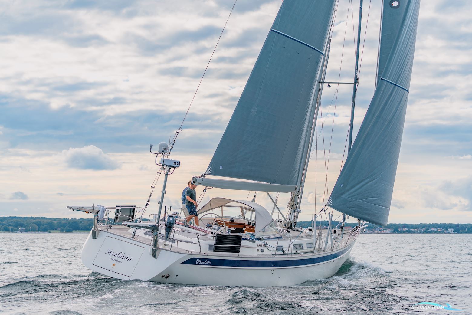 Hallberg-Rassy 54