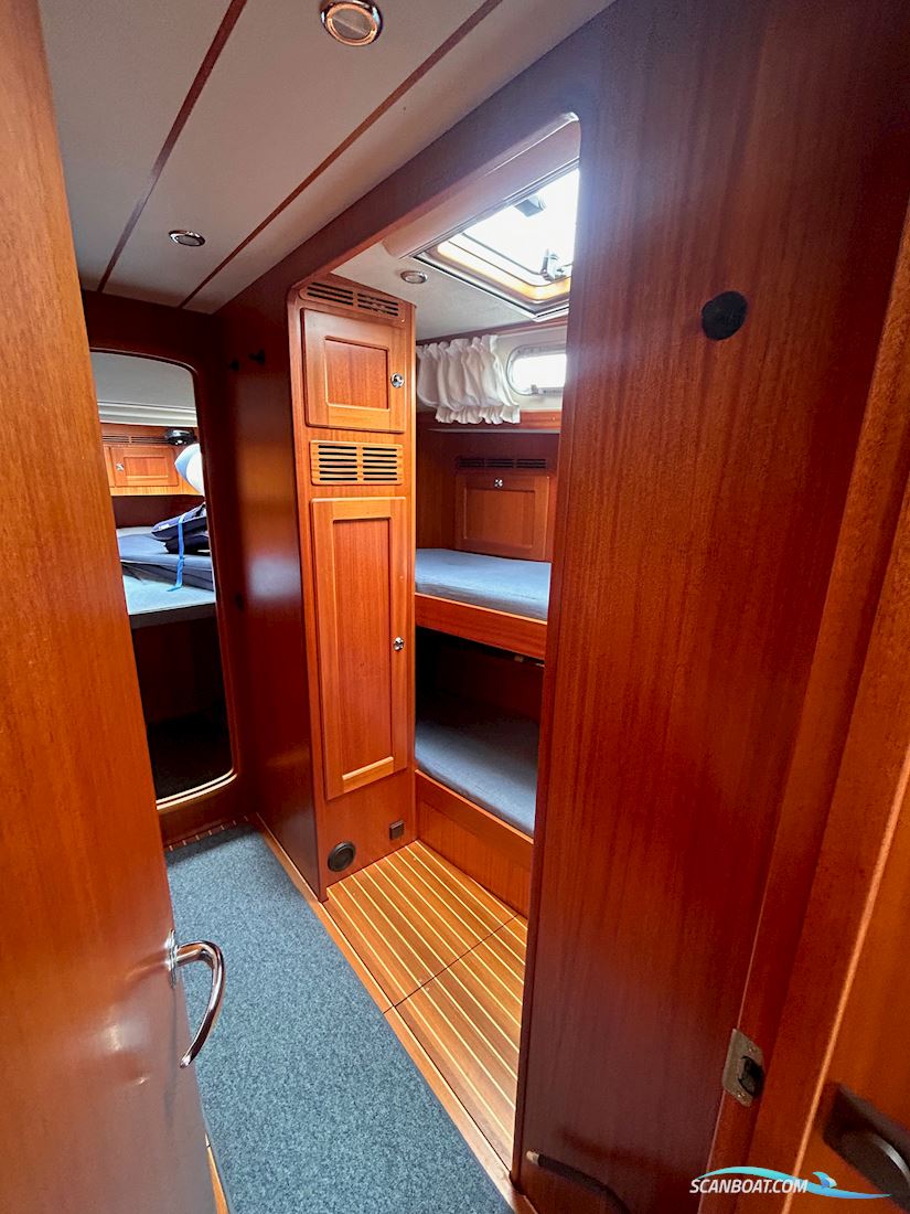 Hallberg-Rassy 54