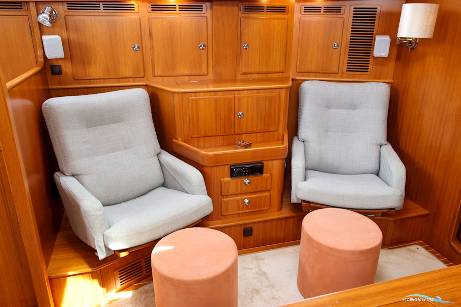 Hallberg-Rassy 54