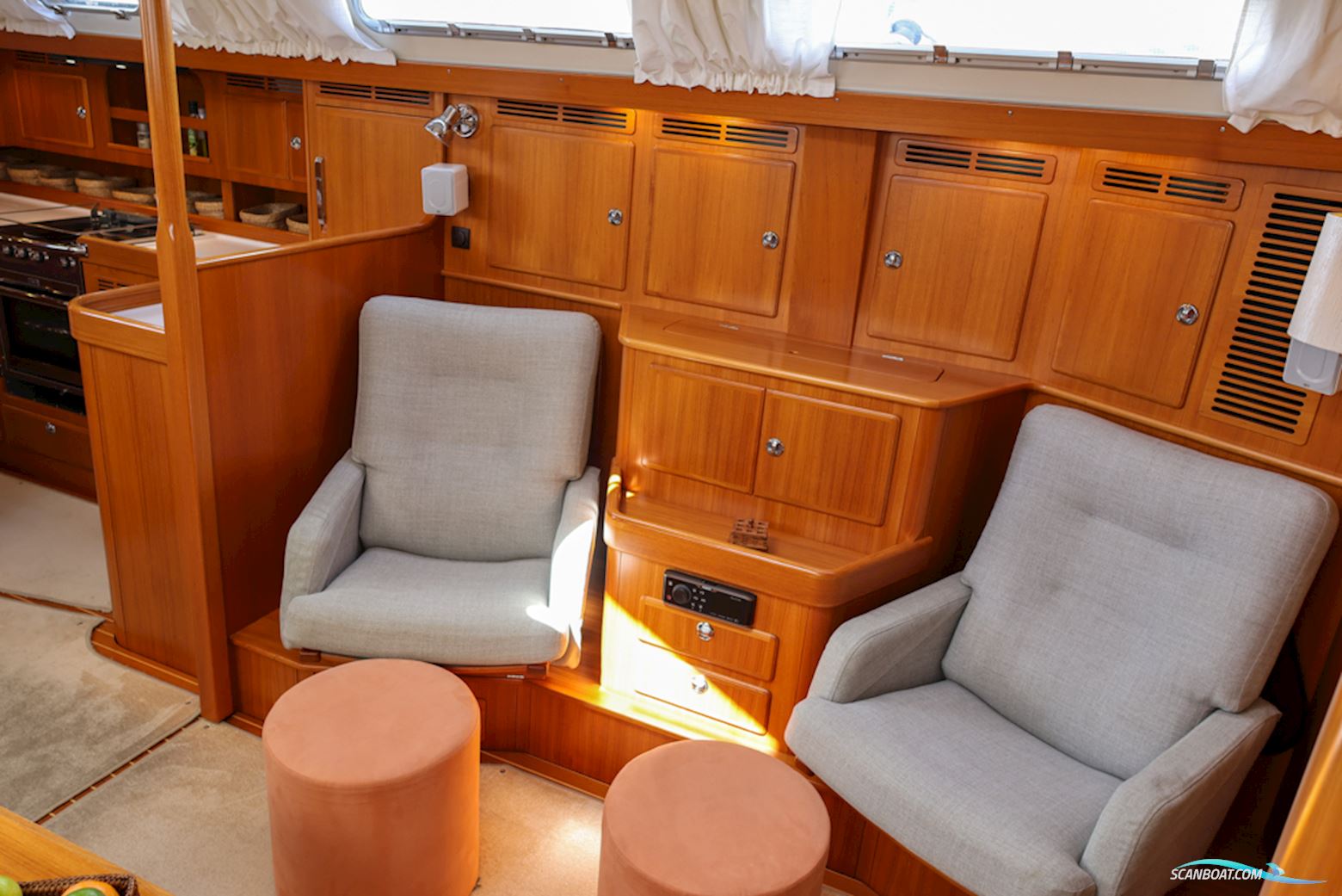 Hallberg-Rassy 54