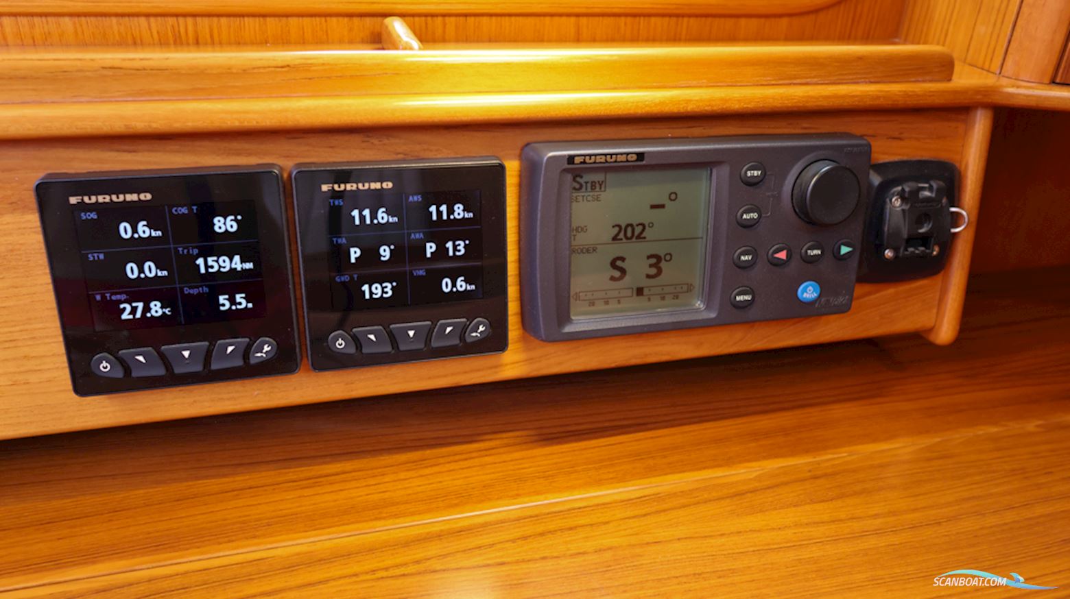 Hallberg-Rassy 54