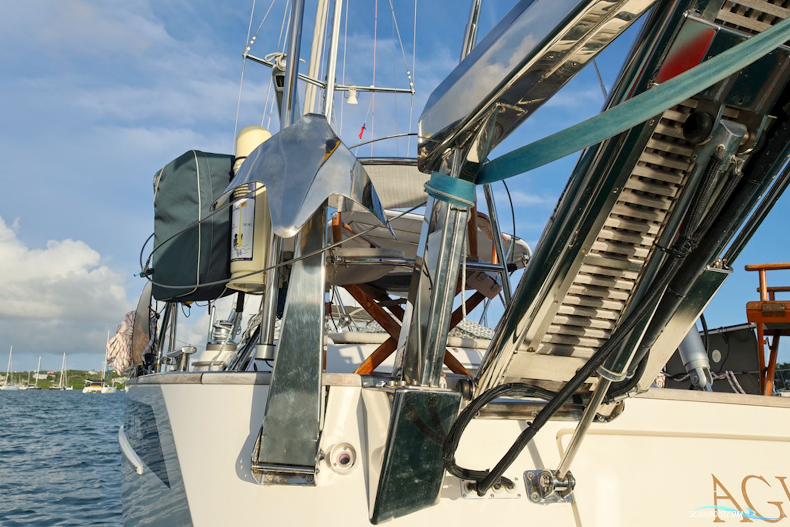 Hallberg-Rassy 54