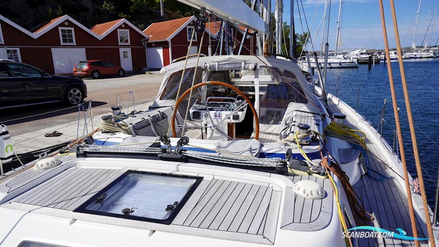 Hallberg-Rassy 55