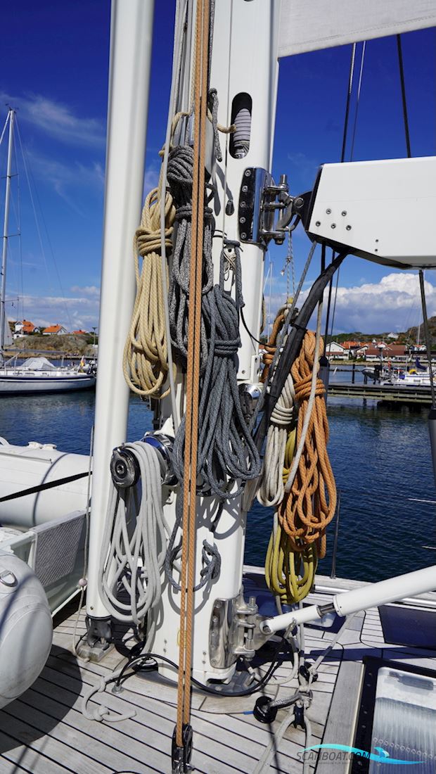 Hallberg-Rassy 55