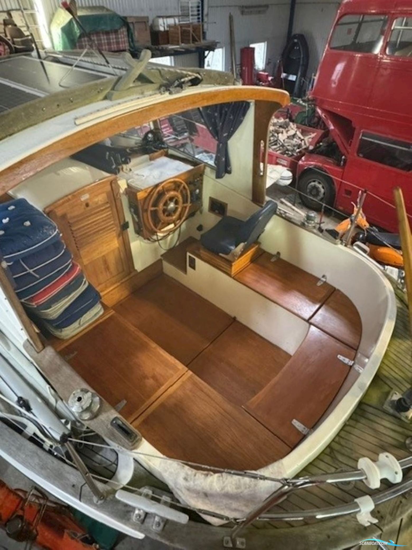 Hallberg-Rassy 94 Kutter