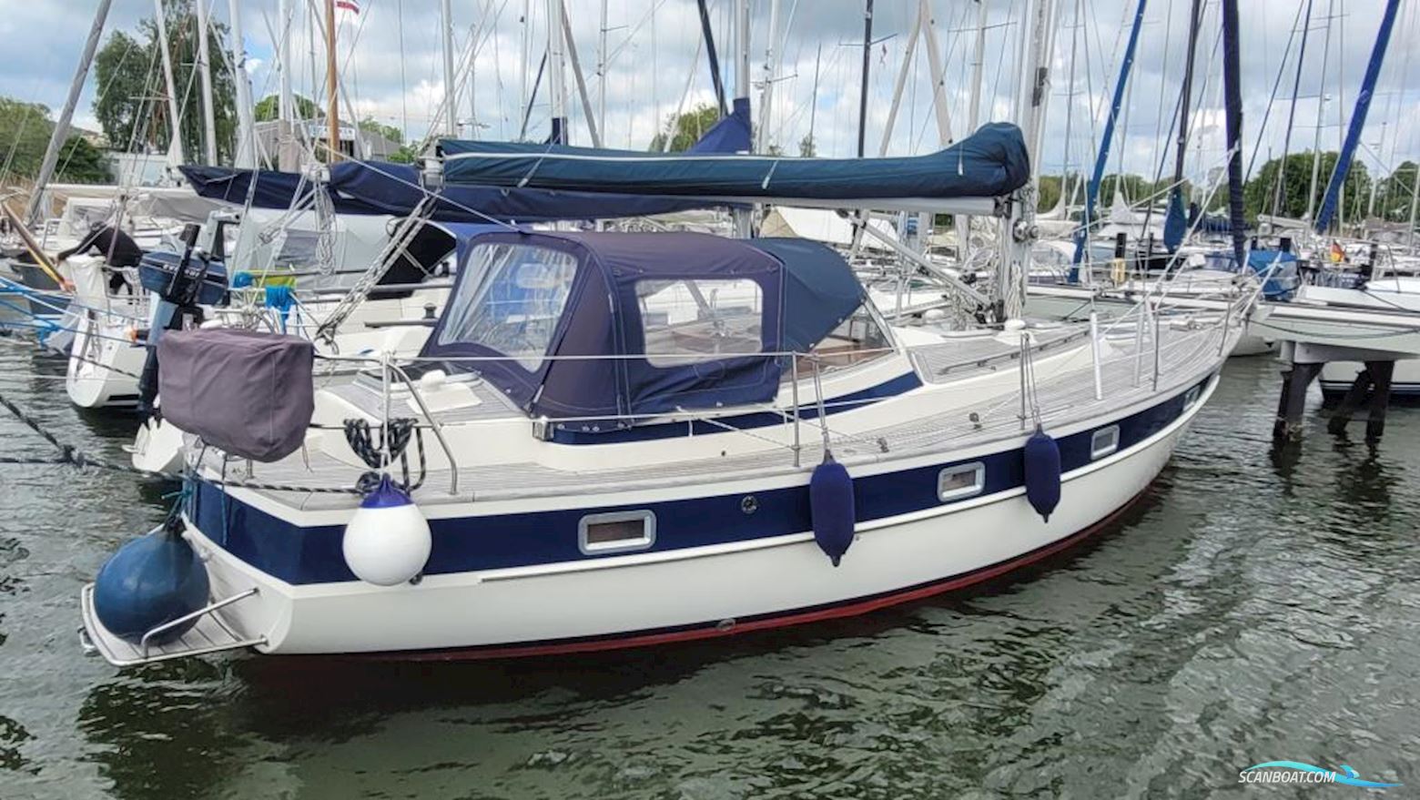 Hallberg-Rassy HR 352 Scandinavia