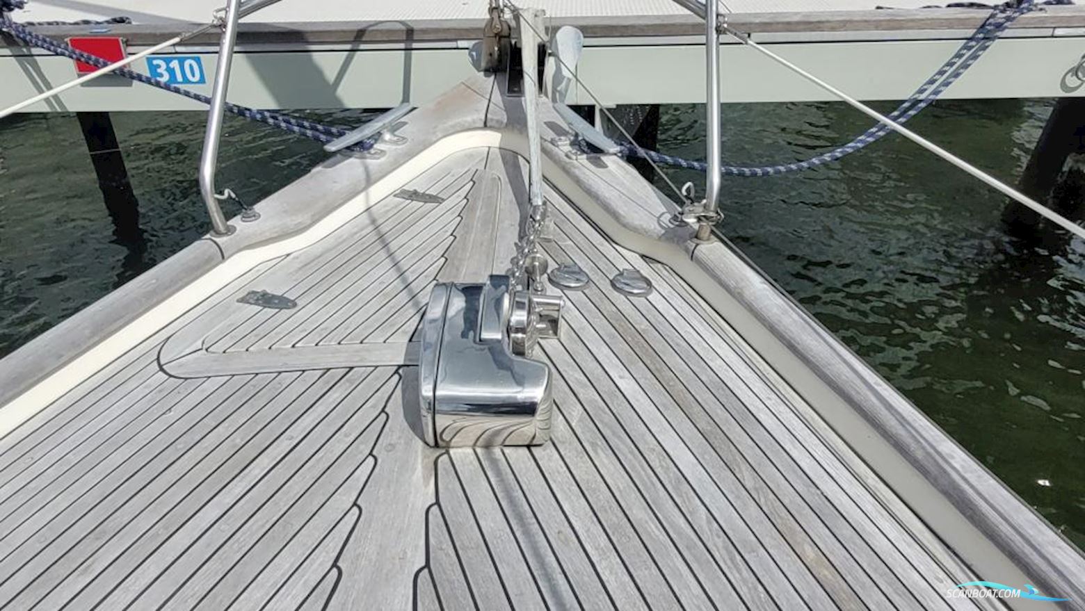 Hallberg-Rassy HR 352 Scandinavia