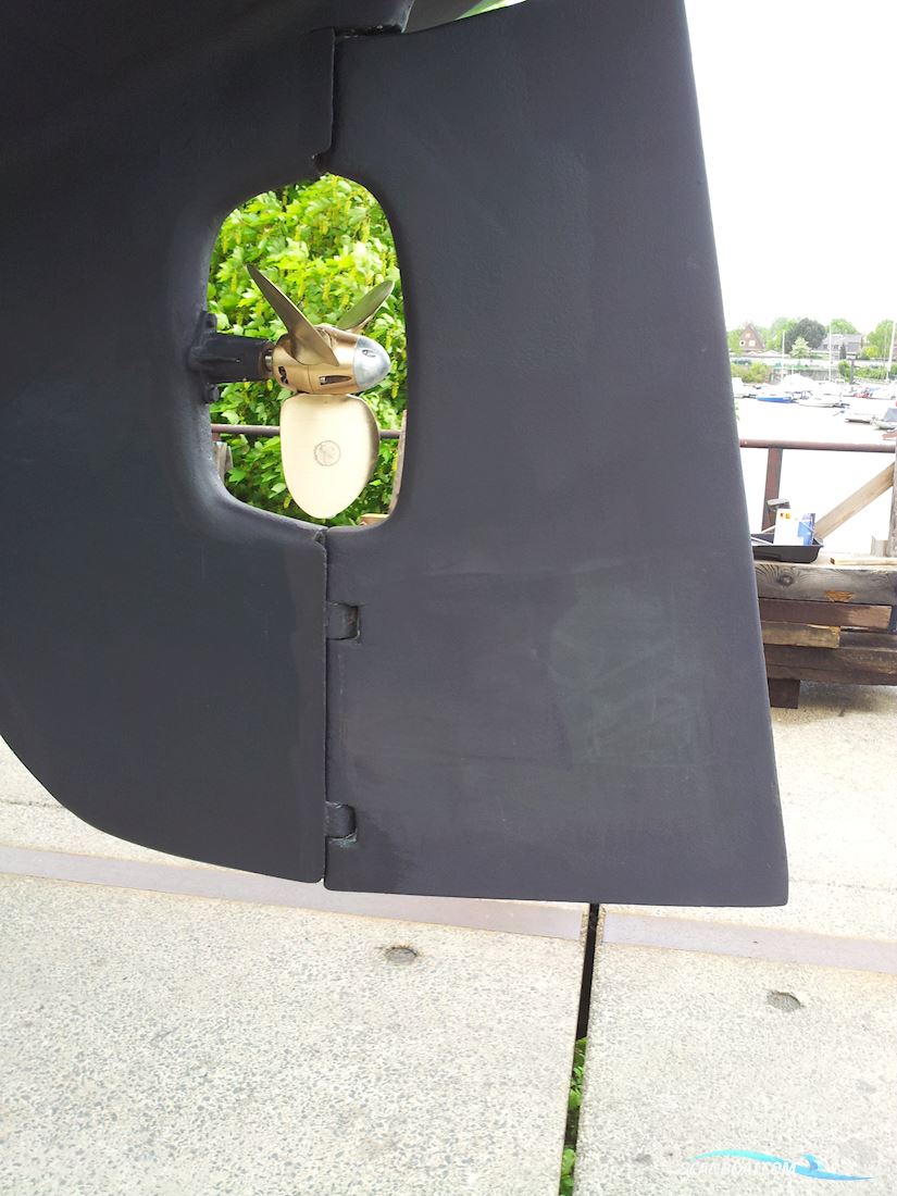 Hallberg Rassy Mistral 33