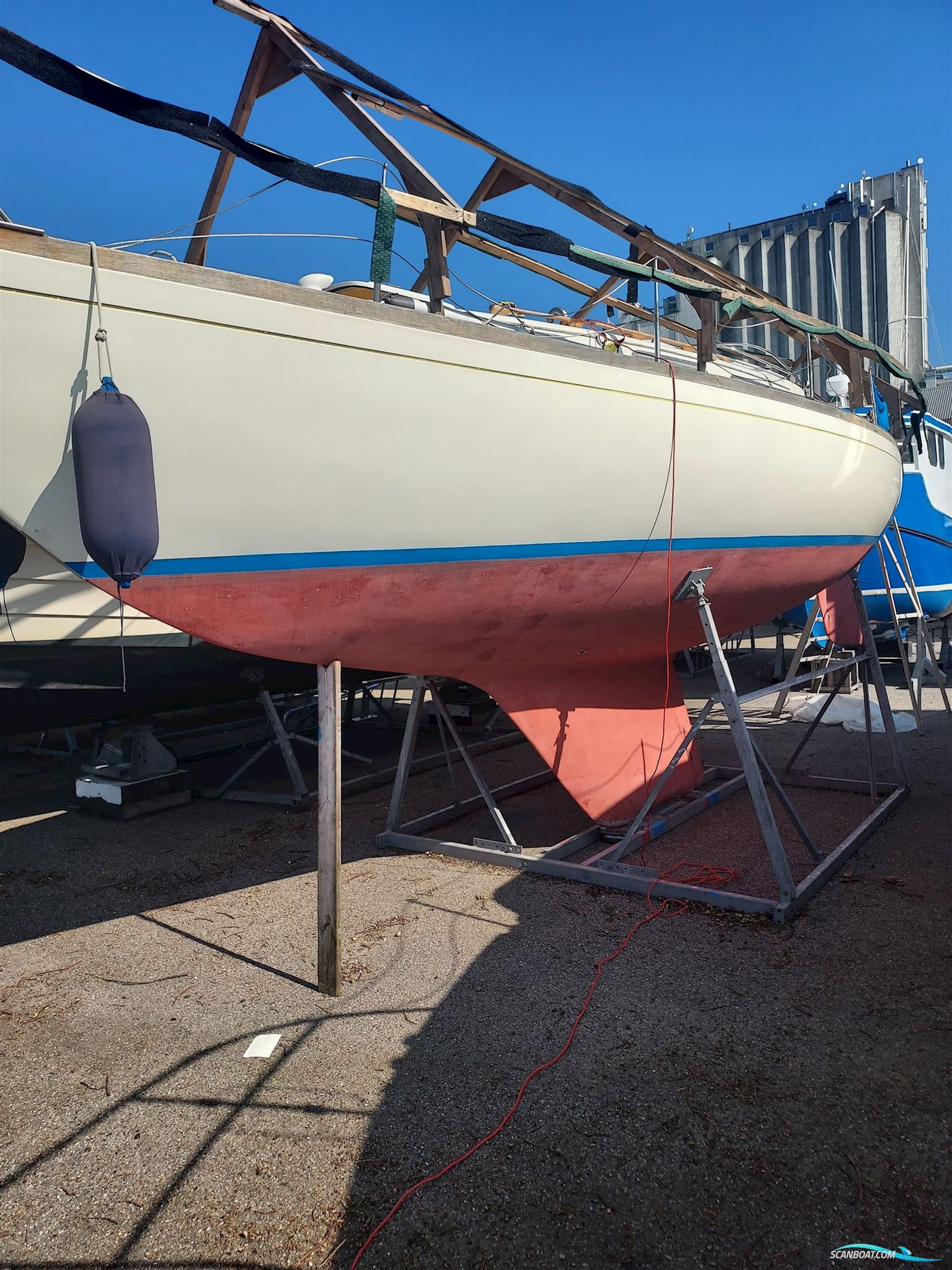 Hallberg Rassy Mistrees 32